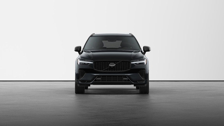 2025 Volvo XC60 Plug-In Hybrid Ultra Black Edition-2