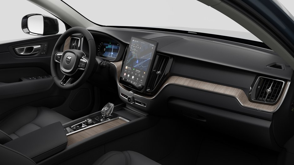 Volvo XC60 Plug-In Hybrid Plus Dark Theme 2026-9