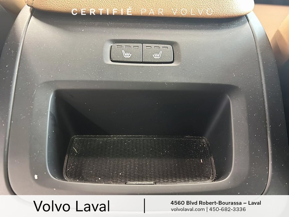 2024 Volvo XC60 Recharge Ultimate Dark Theme-18