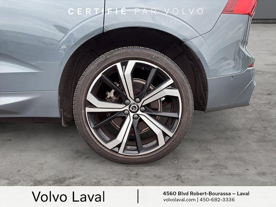 Volvo XC60 Ultimate Dark Theme 2023-6