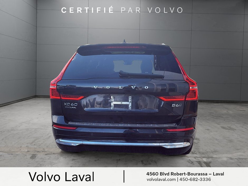 Volvo XC60 Plus Bright Theme 2023-2