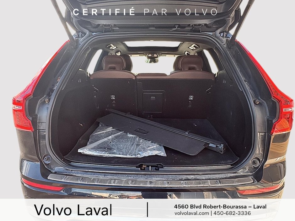 Volvo XC60 Plus Bright Theme 2023-5