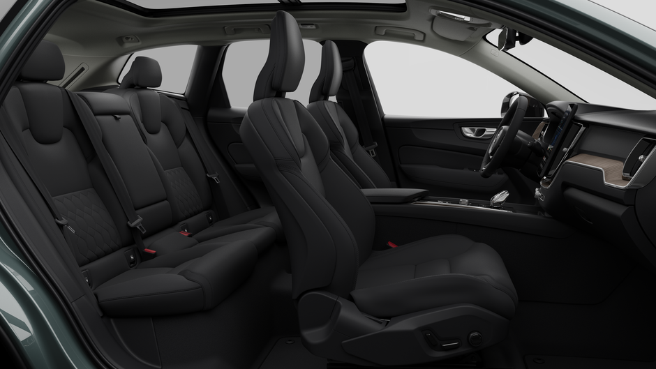 Volvo XC60 Plus Dark Theme 2026-12