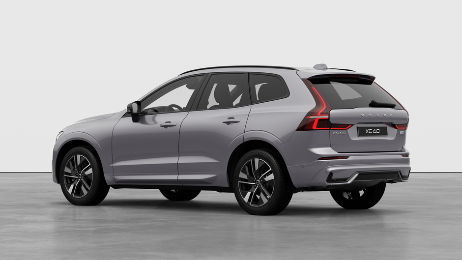 Volvo XC60 Plus Dark Theme 2026-1