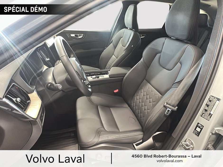 Volvo XC60 Plus Dark Theme 2026-7