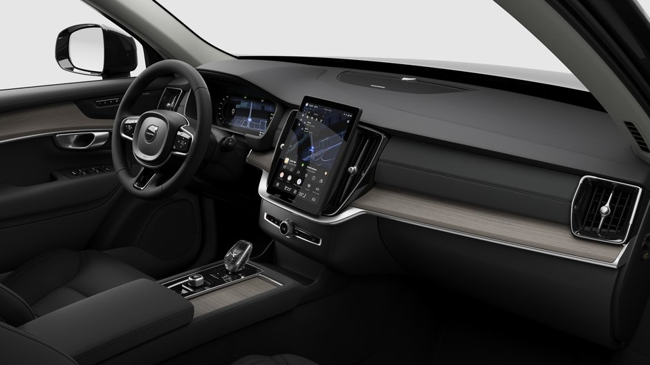 Volvo XC90 Plug-In Hybrid Plus Dark Theme 2026-9