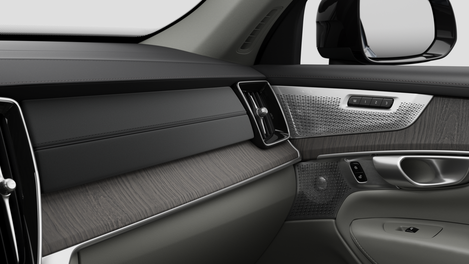 2026 Volvo XC90 Plug-In Hybrid Ultra Dark Theme-8