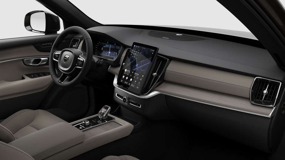 Volvo XC90 Plug-In Hybrid Plus Dark Theme 2026-9