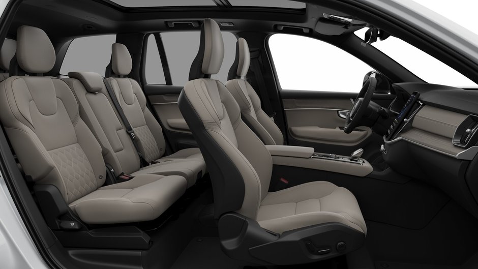 Volvo XC90 Plug-In Hybrid Plus Dark Theme 2026-12