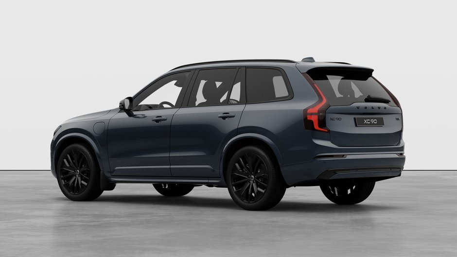 Volvo XC90 Plug-In Hybrid Ultra Black Edition 2027-1