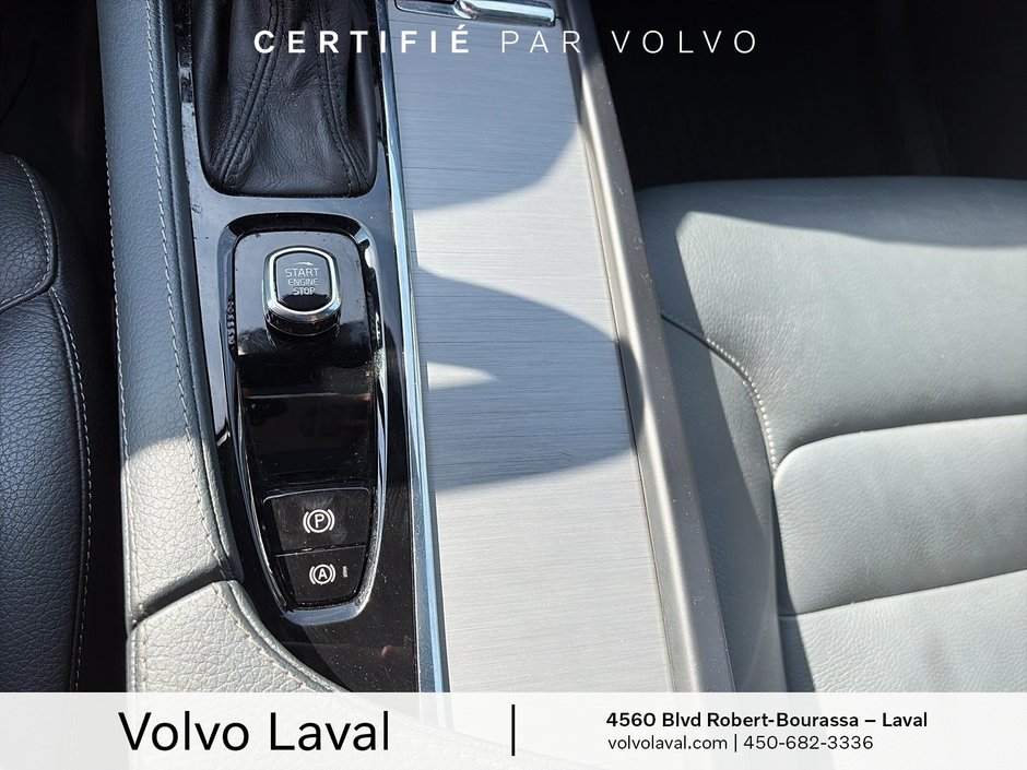 2022 Volvo XC90 Momentum-23