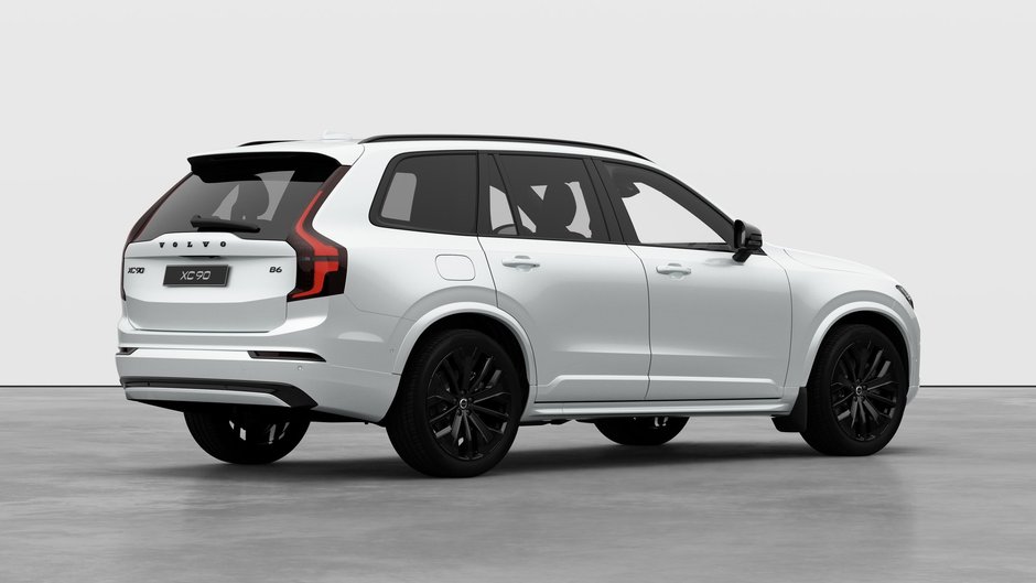 Volvo XC90 Ultra Black Edition 2027-3