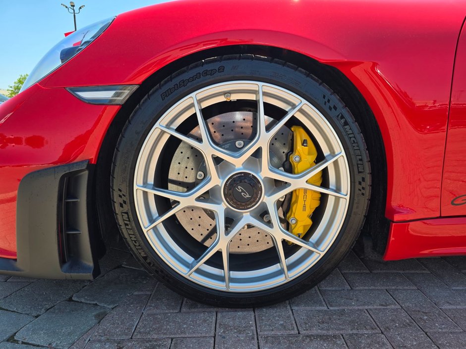 2025 Porsche 718 CAYMAN GT4 RS-3
