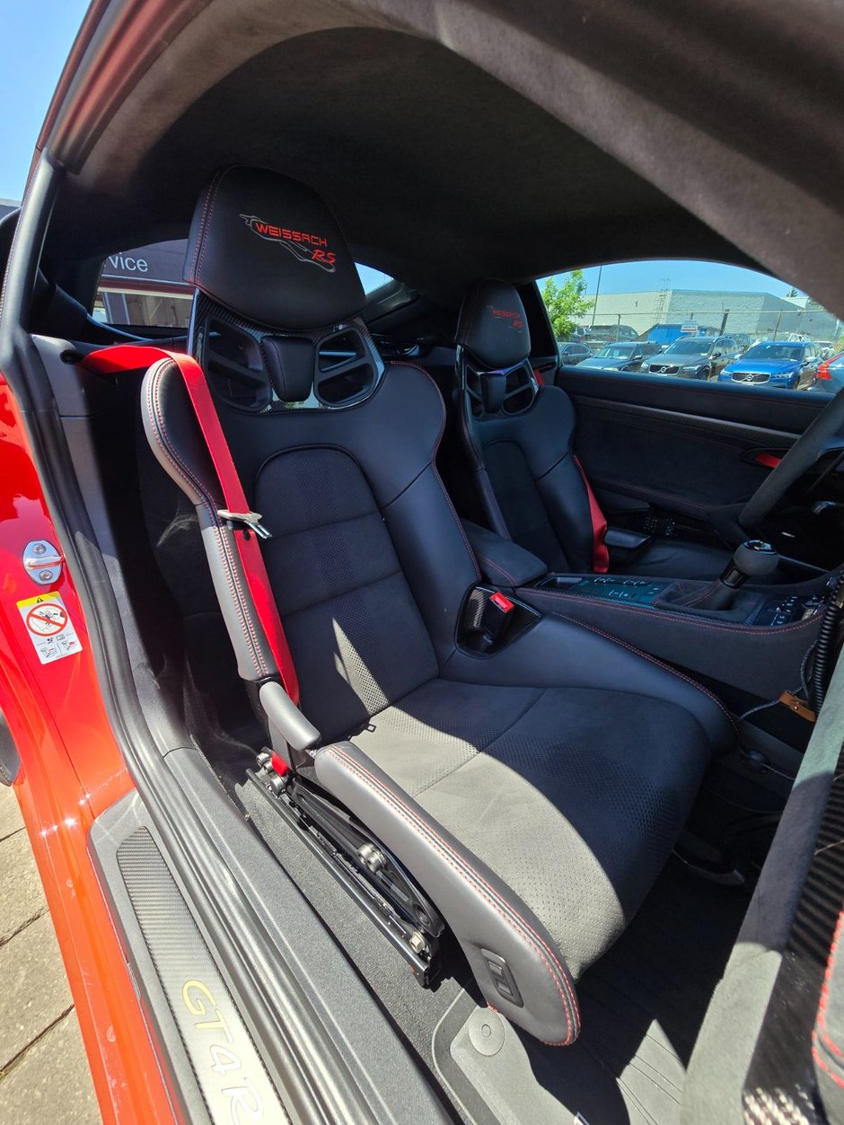 2025 Porsche 718 CAYMAN GT4 RS-13