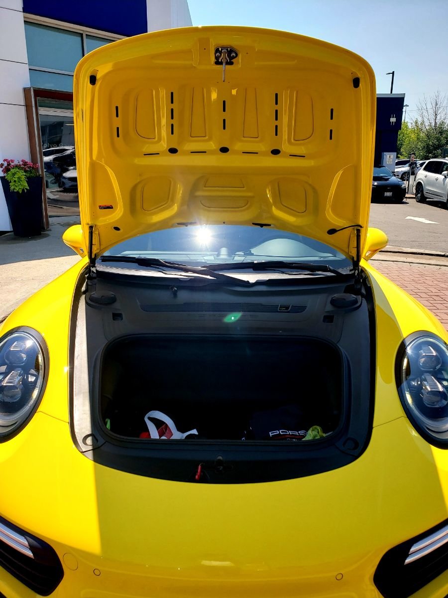 2017 Porsche 911 TURBO S-22