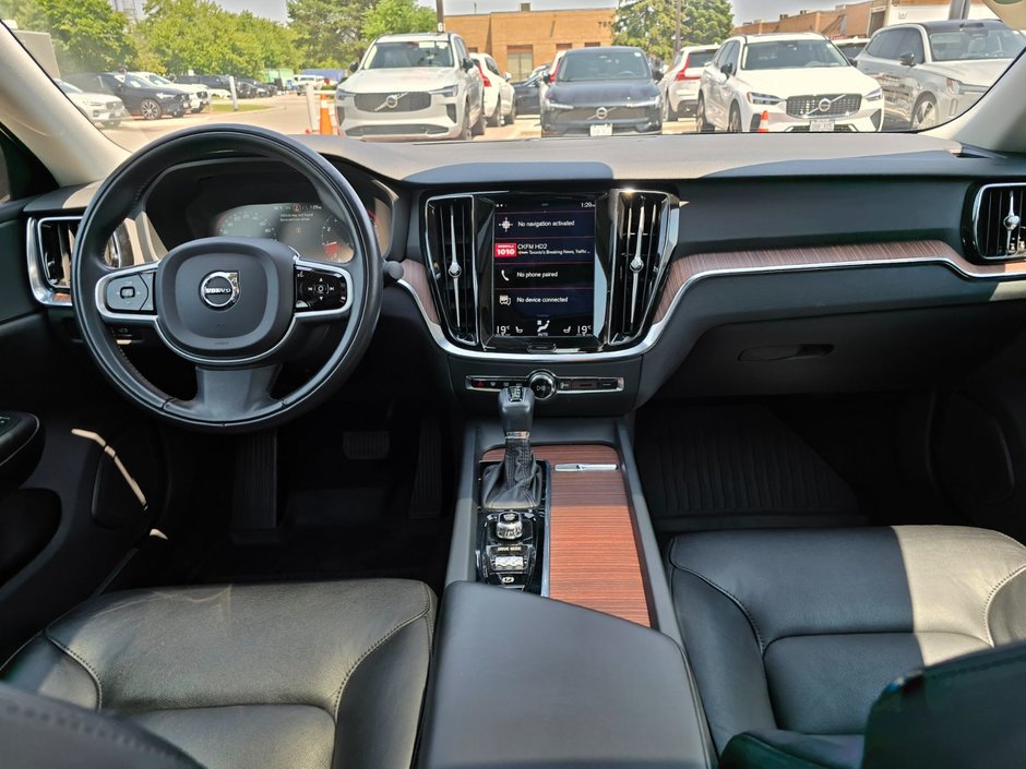 2021 Volvo S60 MOMENTUM-4