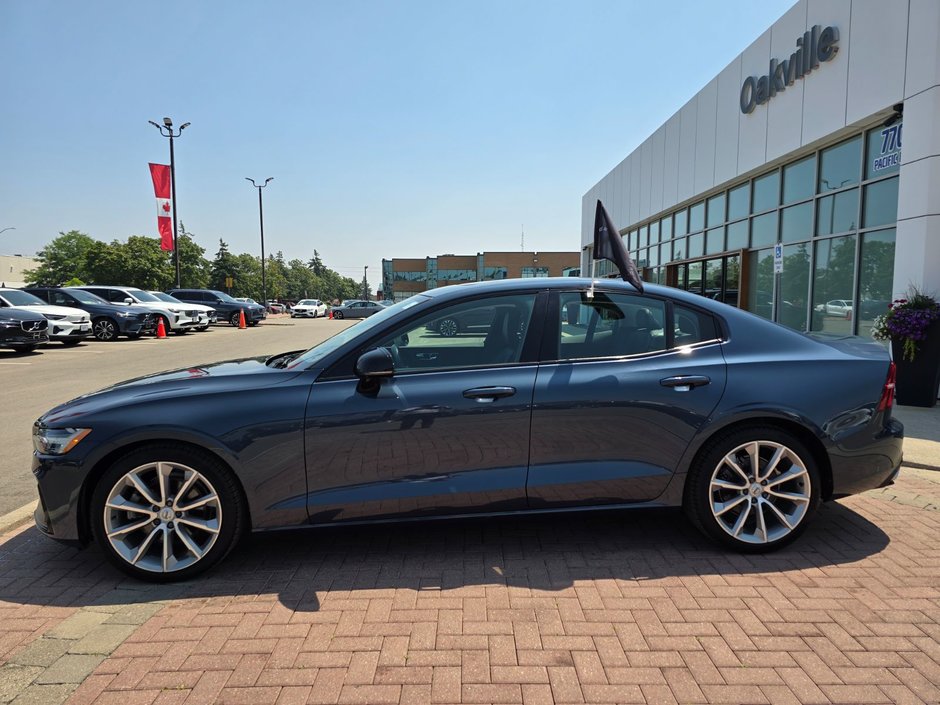 2021 Volvo S60 MOMENTUM-9