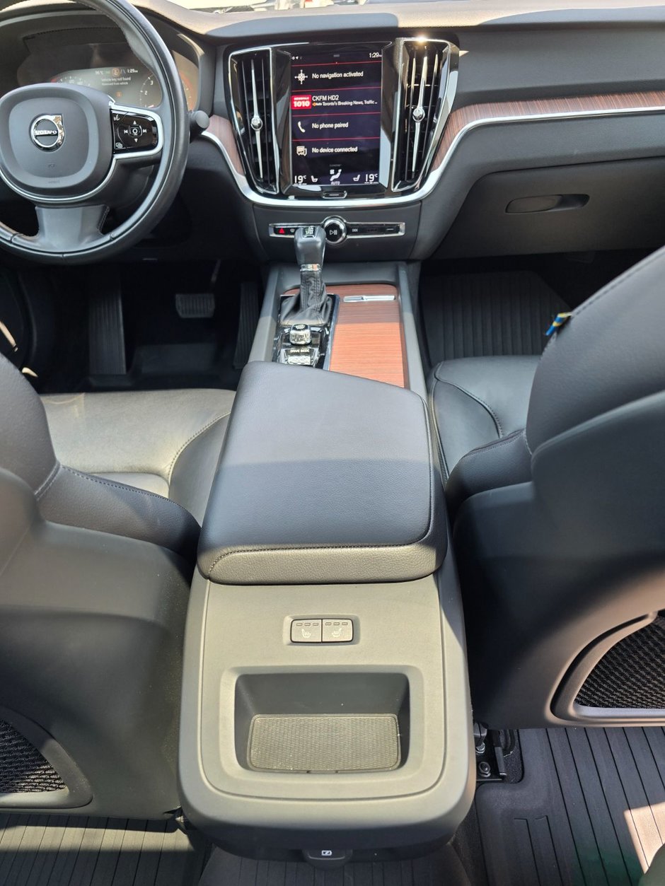 2021 Volvo S60 MOMENTUM-20