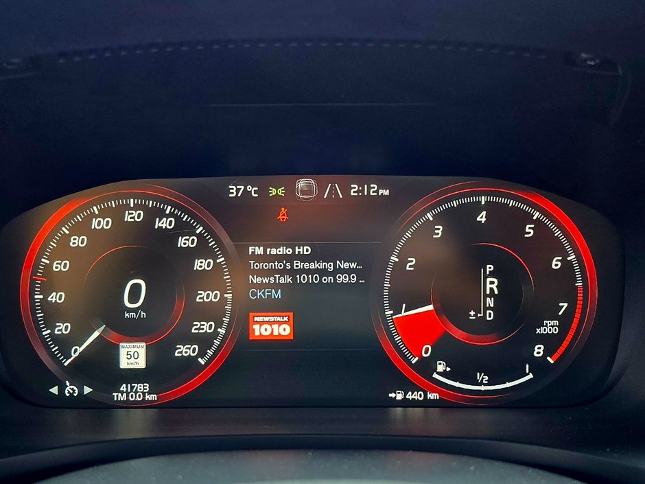 2021 Volvo S60 MOMENTUM-1