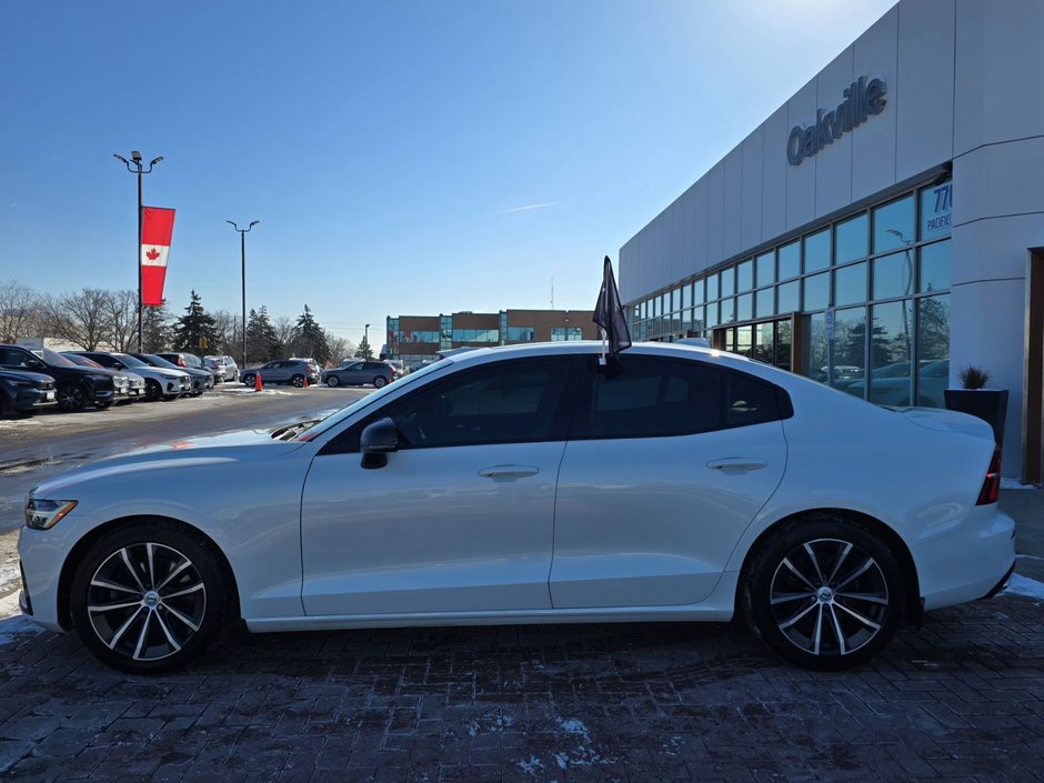 2021 Volvo S60 MOMENTUM-9