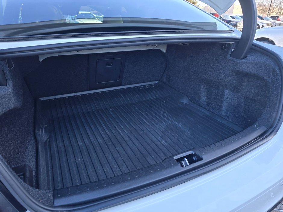 2021 Volvo S60 MOMENTUM-16