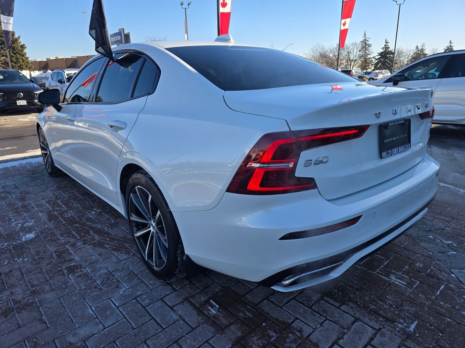 2021 Volvo S60 MOMENTUM-11