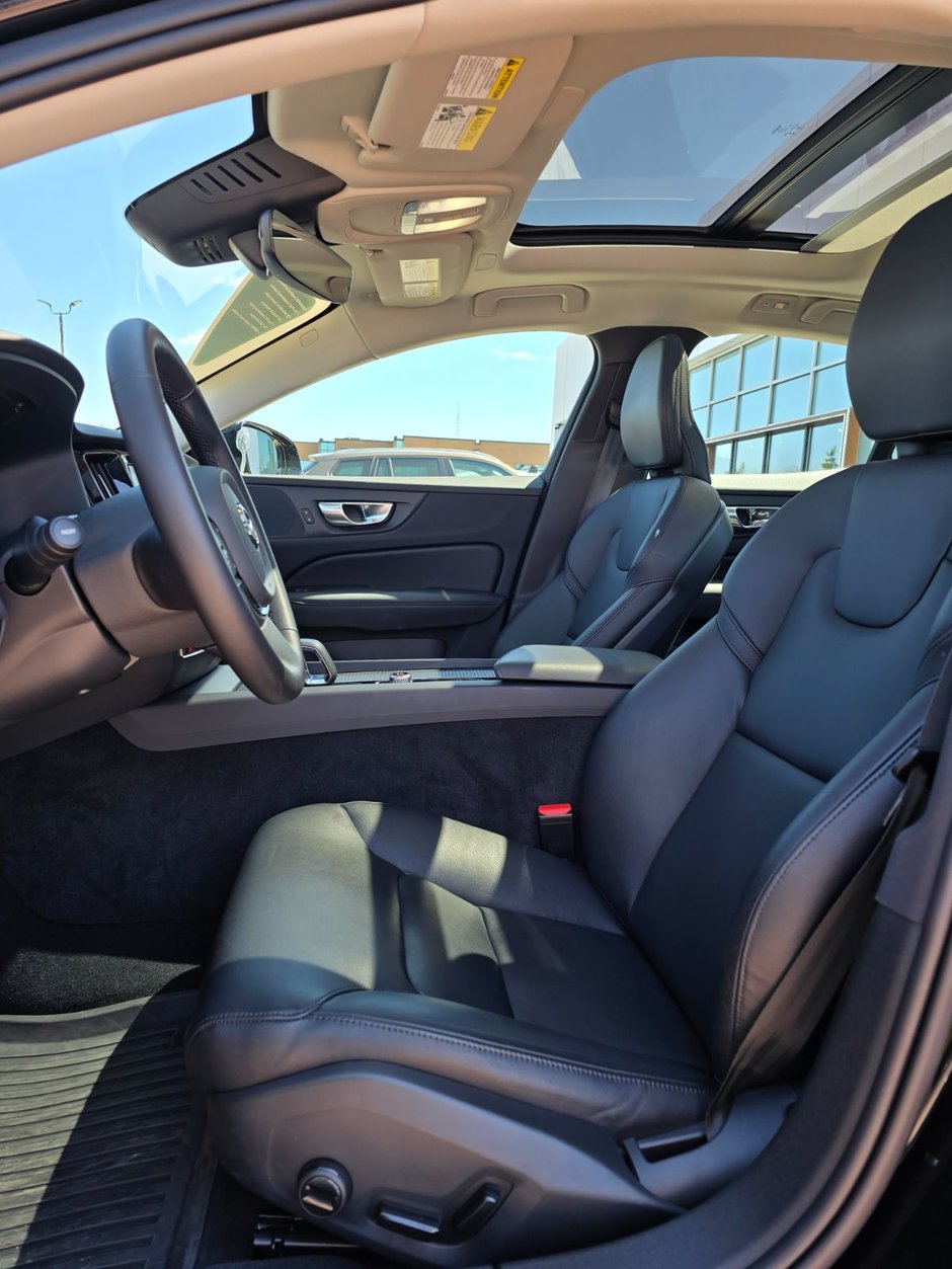 2024 Volvo S60 CORE DARK THEME-22