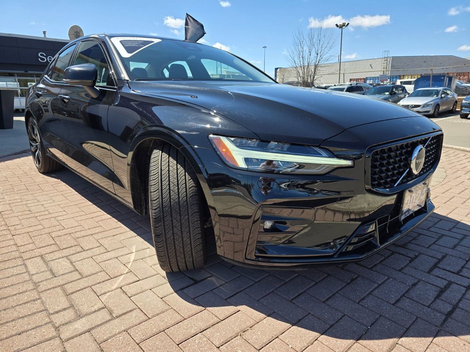 2024 Volvo S60 CORE DARK THEME-5