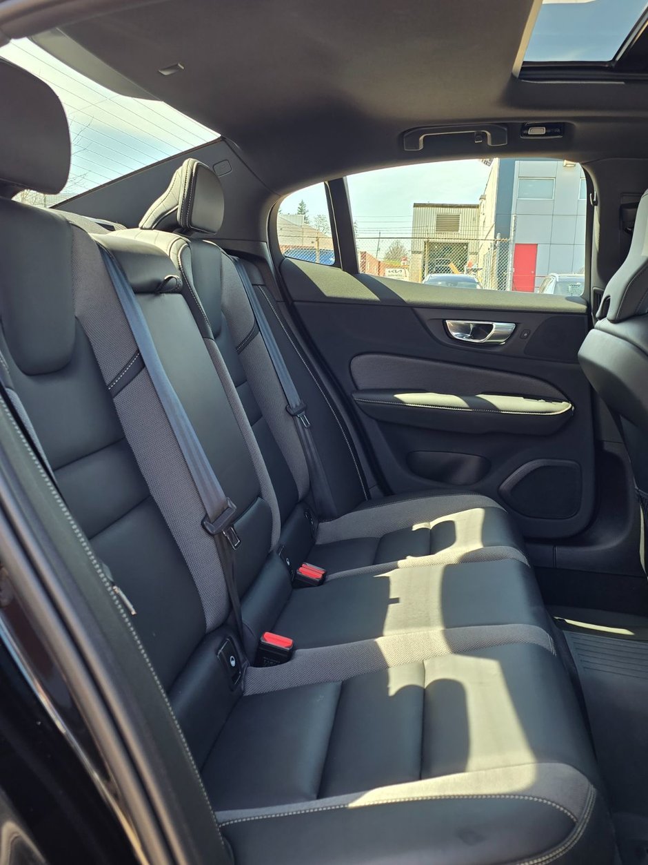 2024 Volvo S60 PLUS BLACK EDITION-16