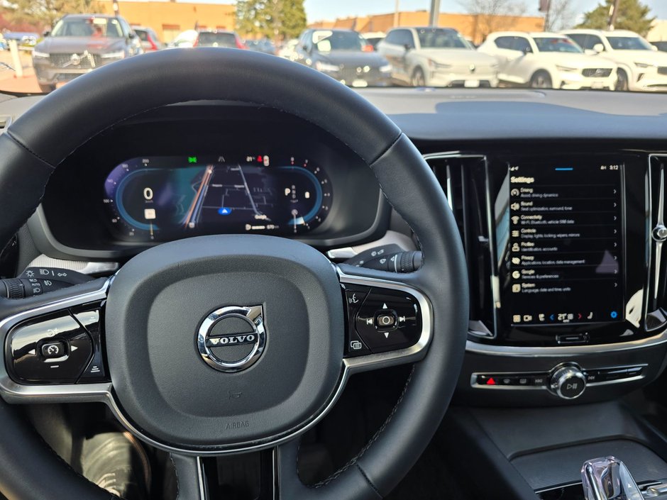 2024 Volvo S60 PLUS BLACK EDITION-21