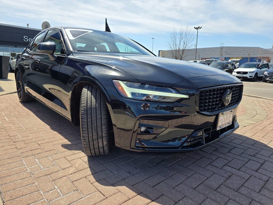 2024 Volvo S60 PLUS BLACK EDITION-5