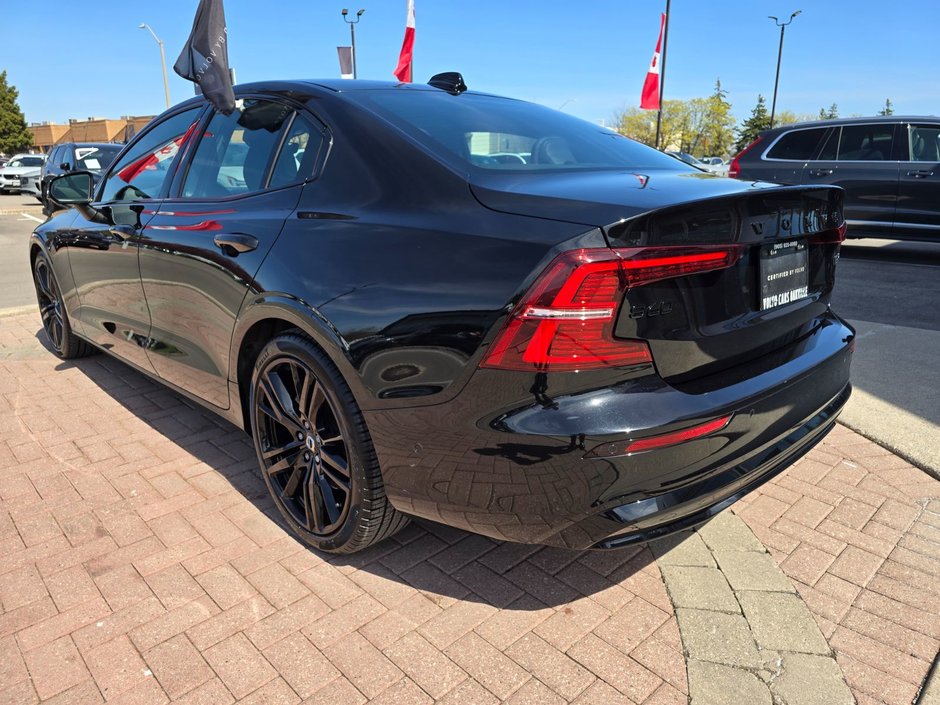 2024 Volvo S60 PLUS BLACK EDITION-11
