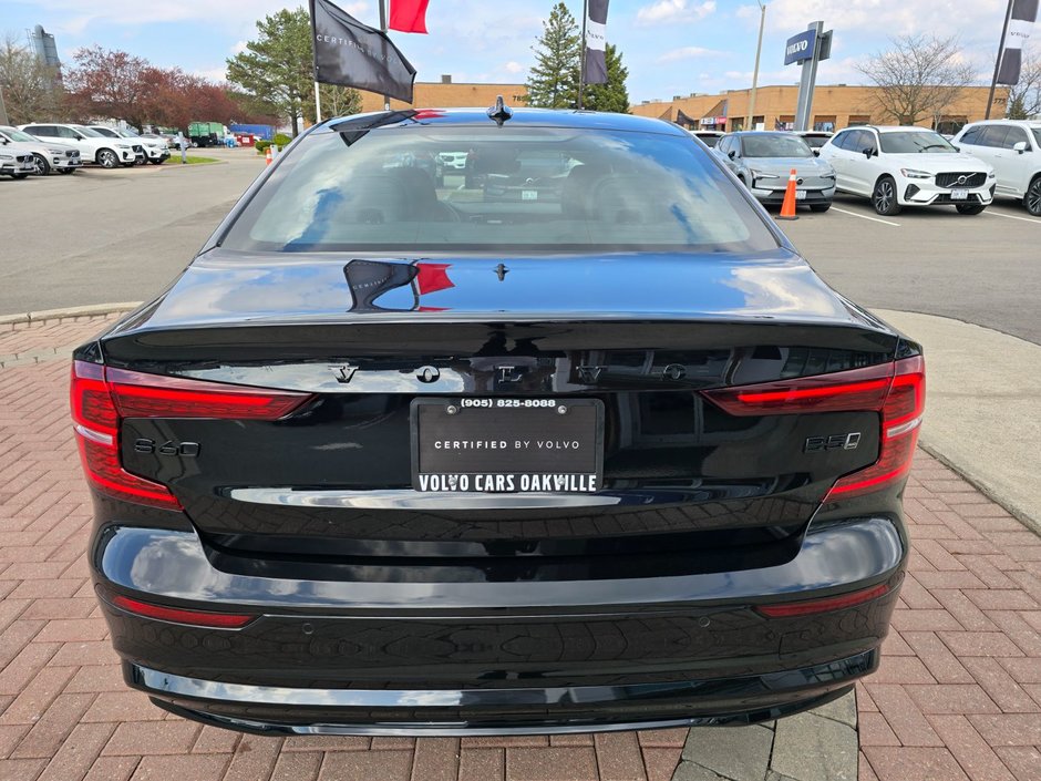 2024 Volvo S60 PLUS BLACK EDITION-12