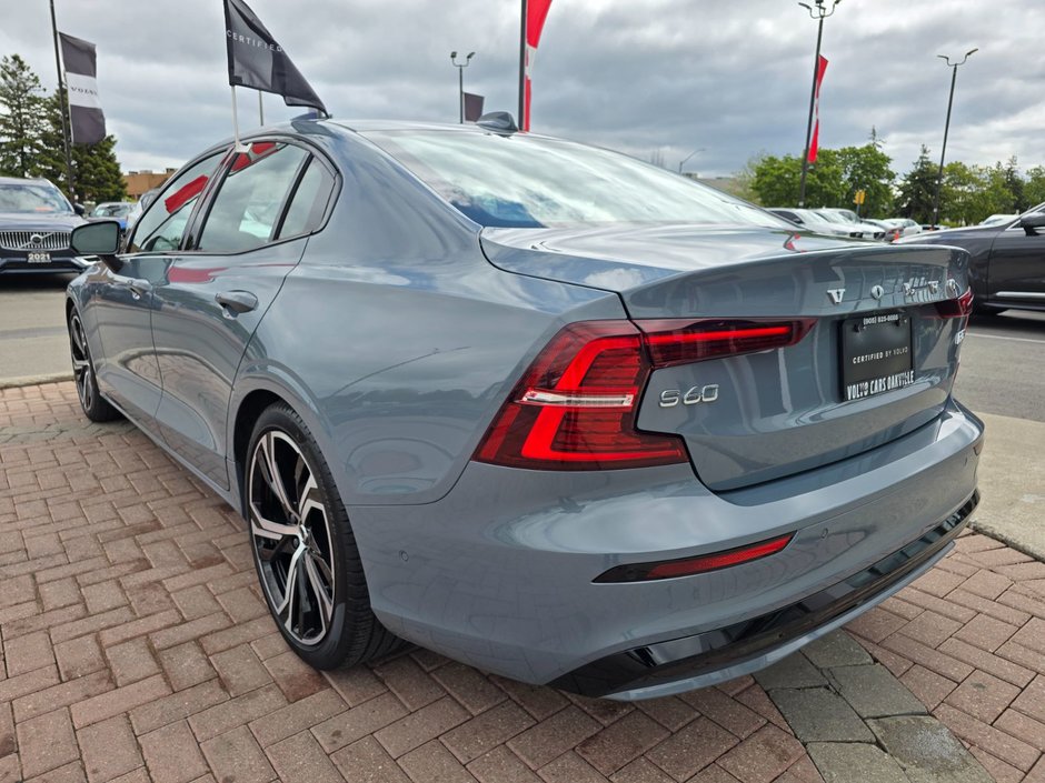 2024 Volvo S60 PLUS DARK THEME-11