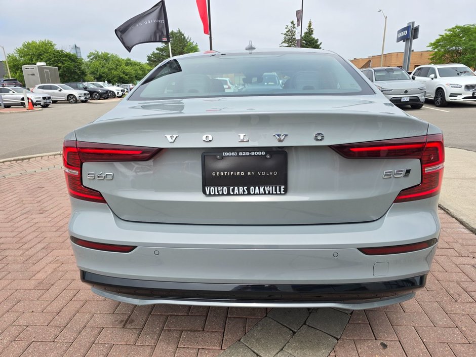 2024 Volvo S60 CORE DARK THEME-13