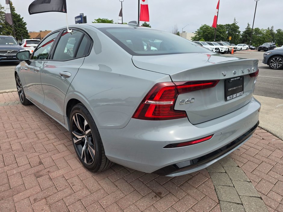 2024 Volvo S60 CORE DARK THEME-11