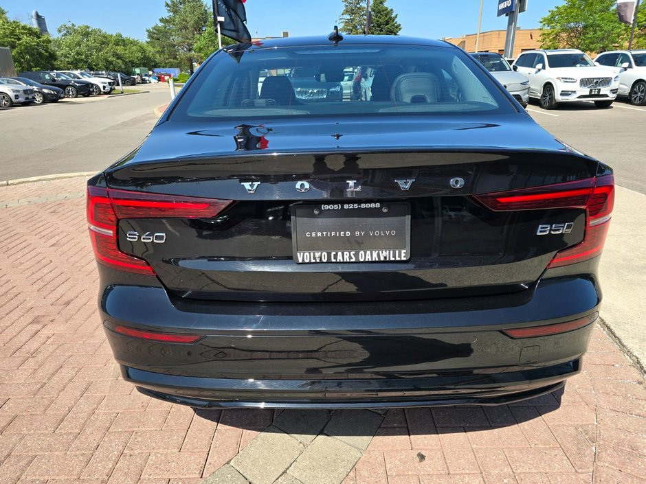 2024 Volvo S60 PLUS DARK THEME-13