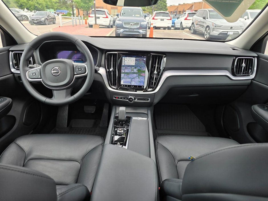 2024 Volvo S60 CORE DARK THEME-4