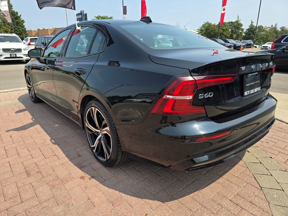 2024 Volvo S60 PLUS DARK THEME-11