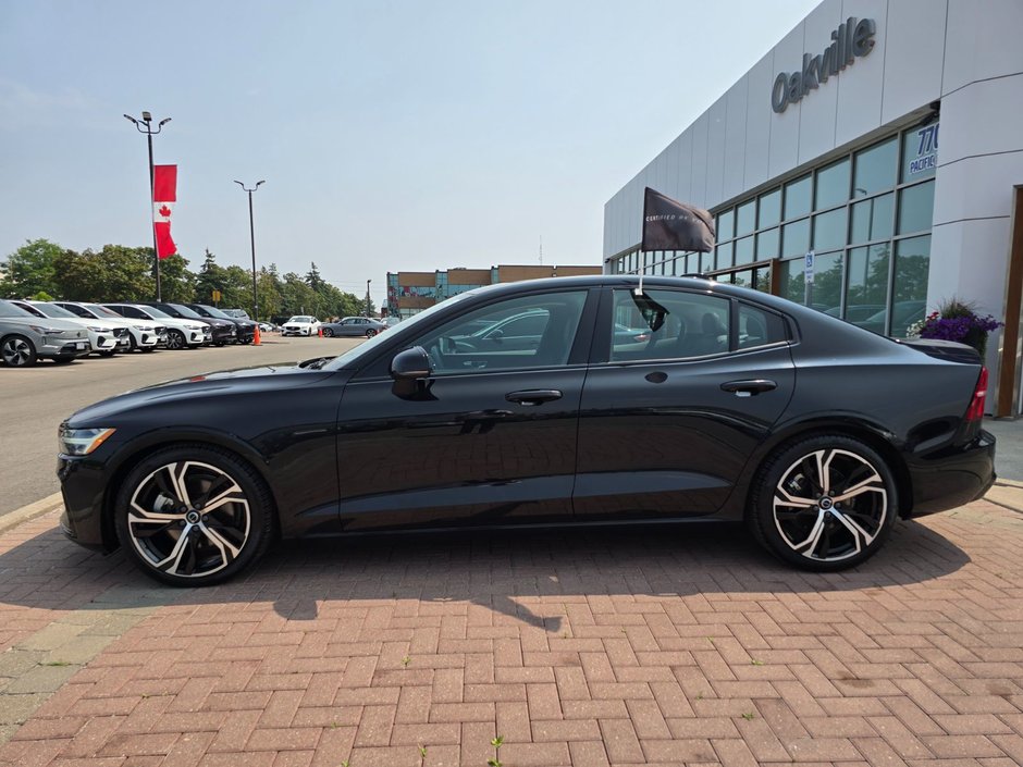 2024 Volvo S60 PLUS DARK THEME-9