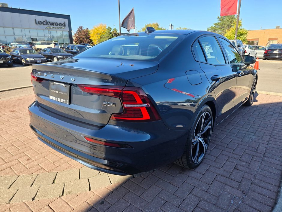 2024 Volvo S60 PLUS DARK THEME-13