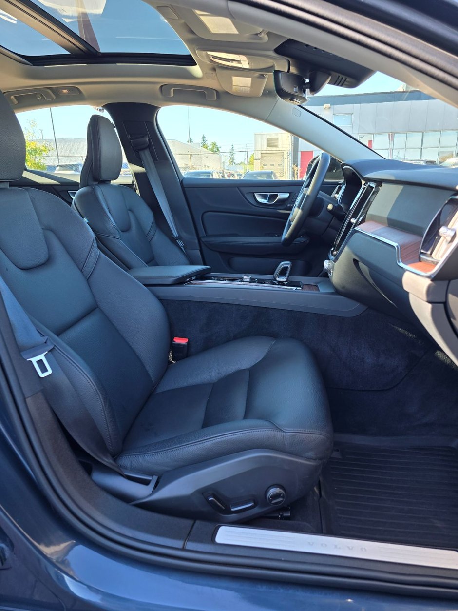 2024 Volvo S60 PLUS DARK THEME-21