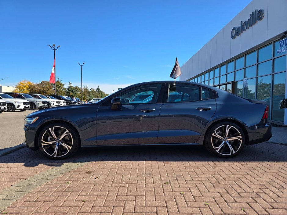 2024 Volvo S60 PLUS DARK THEME-9