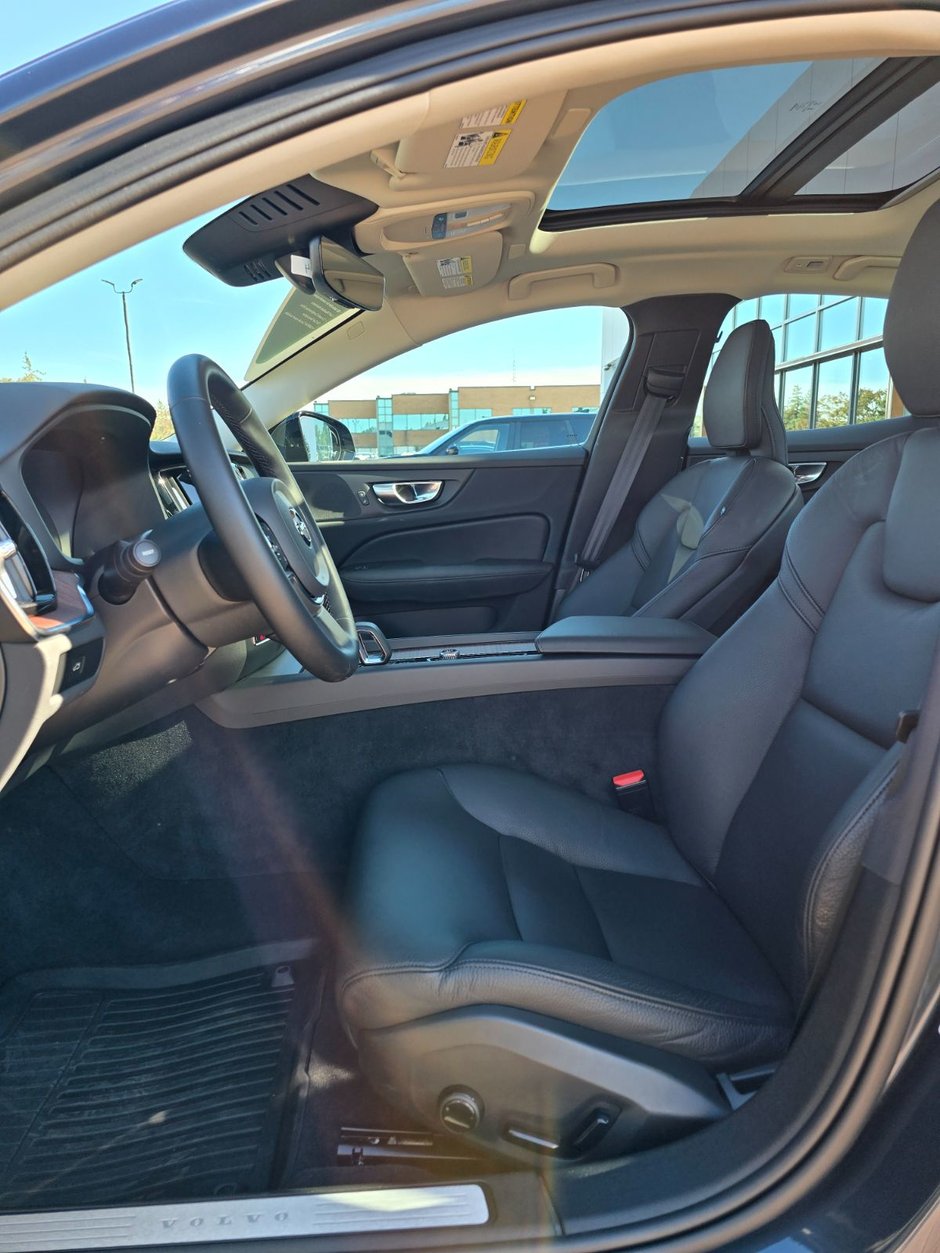 2024 Volvo S60 PLUS DARK THEME-20