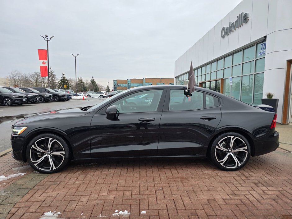 2024 Volvo S60 PLUS DARK THEME-7
