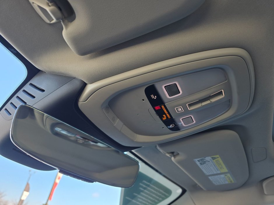 2024 Volvo S60 PLUS DARK THEME-23