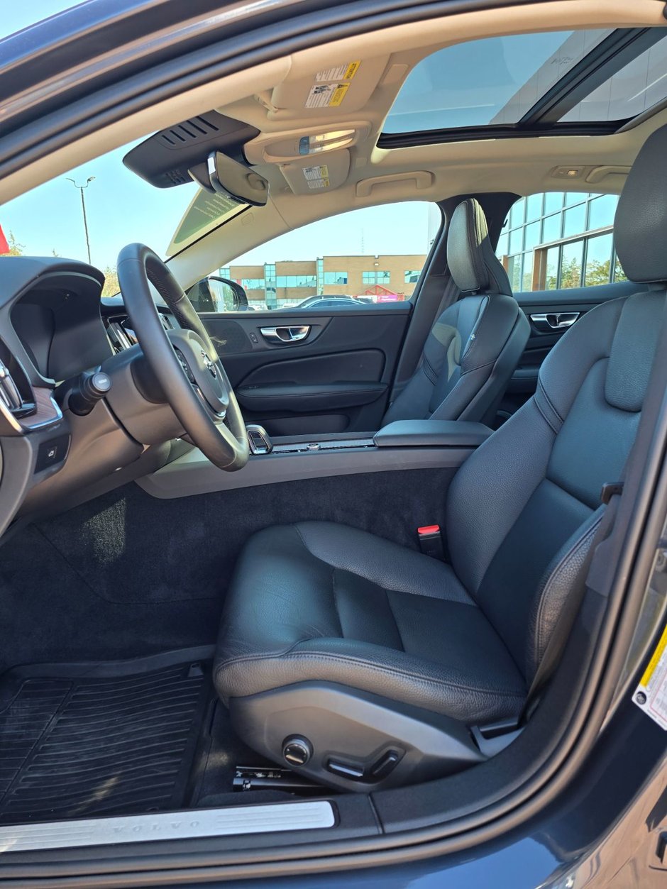 2024 Volvo S60 PLUS DARK THEME-22