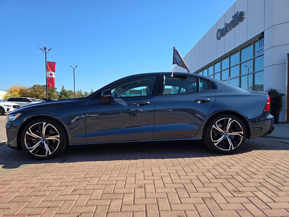 2024 Volvo S60 PLUS DARK THEME-9