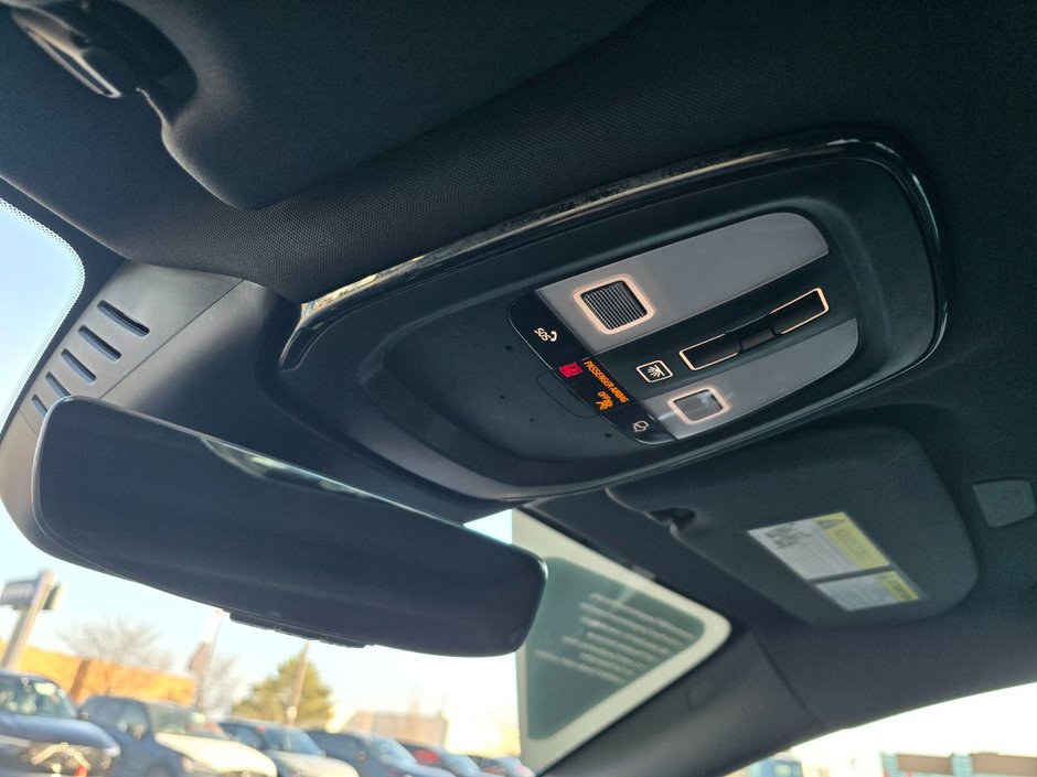 2024 Volvo S60 PLUS BLACK EDITION-24