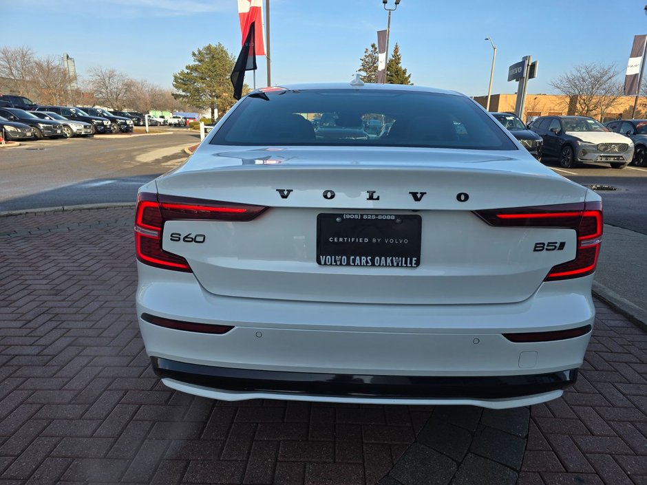 2024 Volvo S60 PLUS BLACK EDITION-13